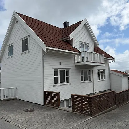 Large And Modern Nordic - Ideal For Ons Tananger