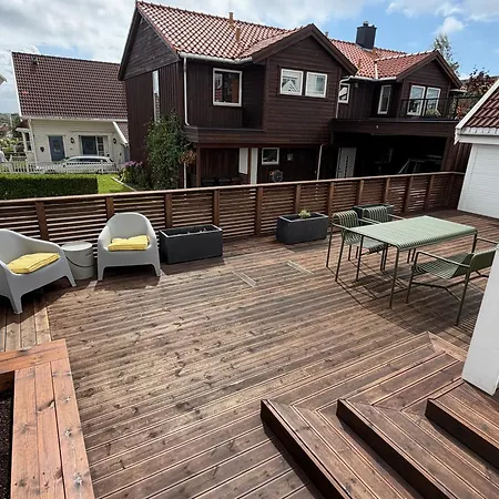 Large And Modern Nordic - Ideal For Ons Villa